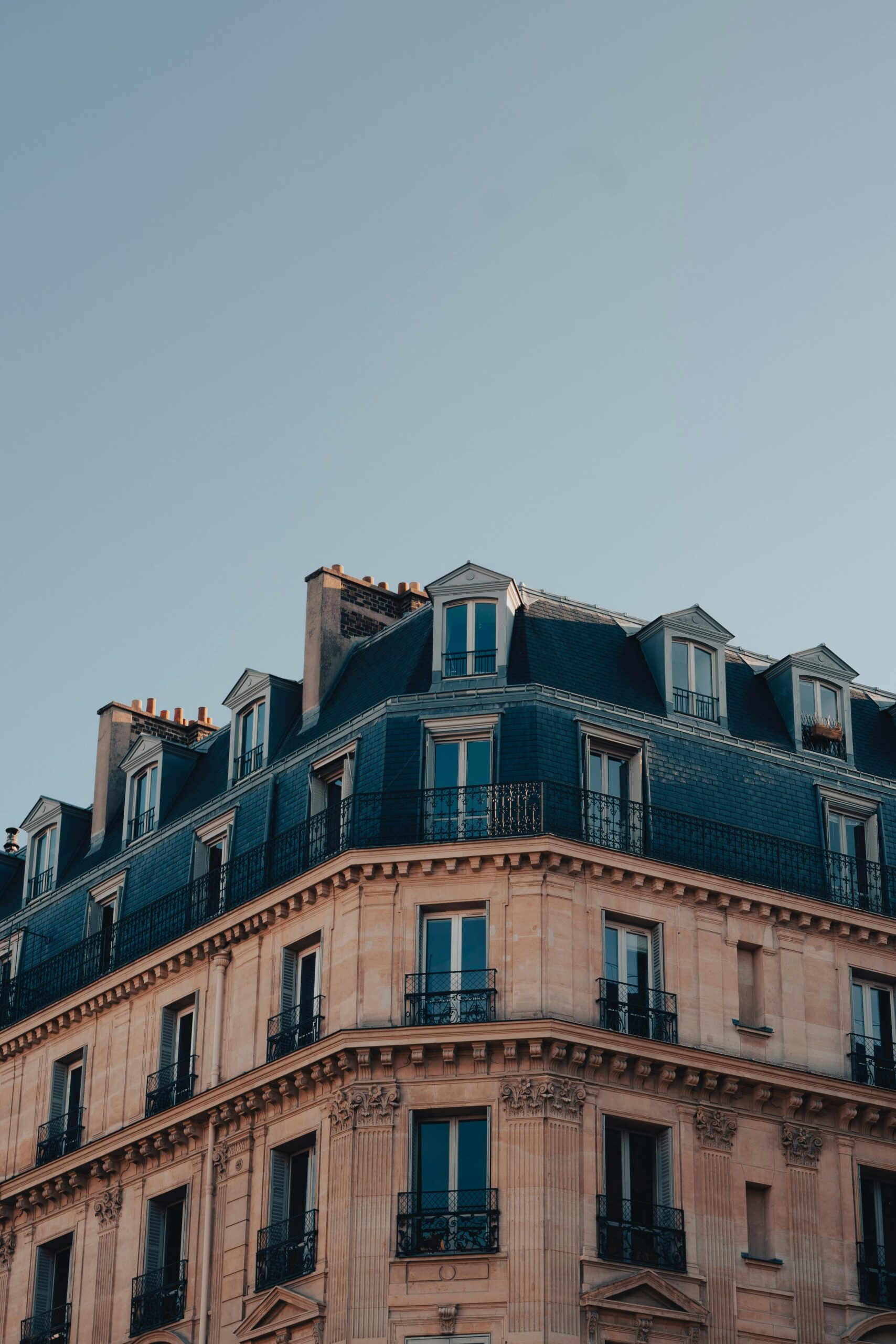 pexels-brandiboy-16126354 https://hpa-avocats.com/wp-content/uploads/2025/02/pexels-brandiboy-16126354-scaled.jpg